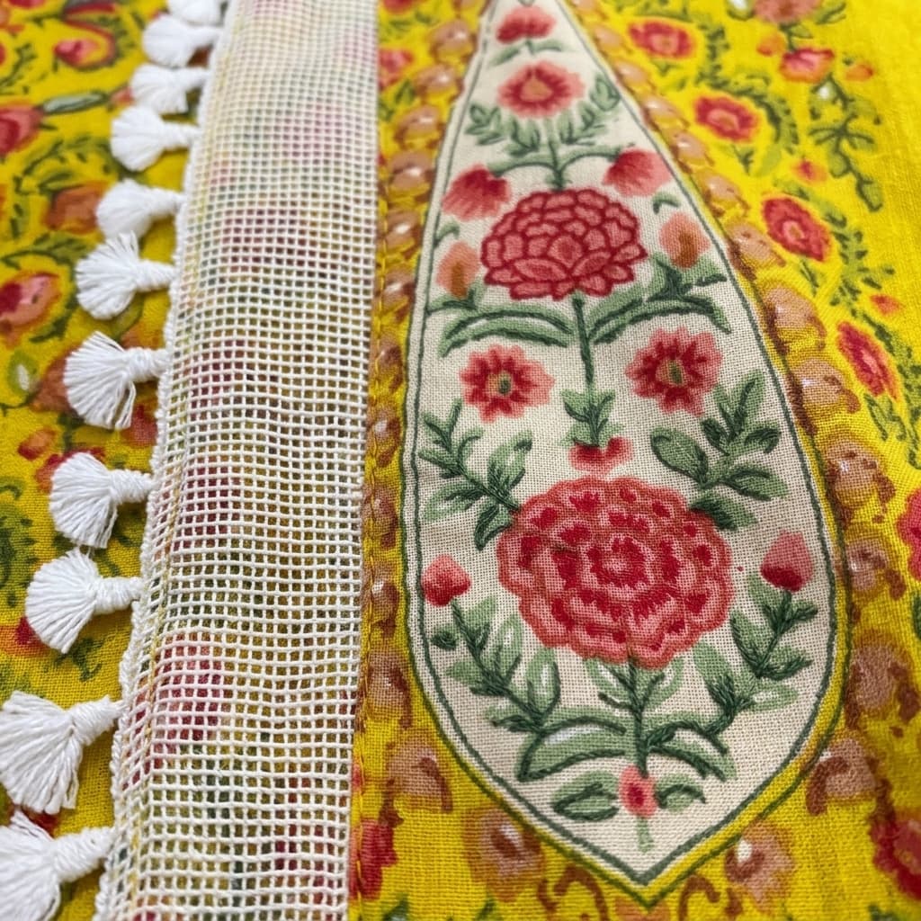 Yellow Paisley Printed Pure Cotton Straight Kurta Set with Lace - View 4